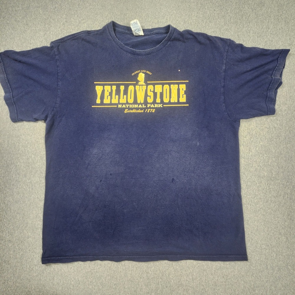 Gildan Yellowstone National Park T-Shirt Mens XL Navy Blue Fair Distressed Tee